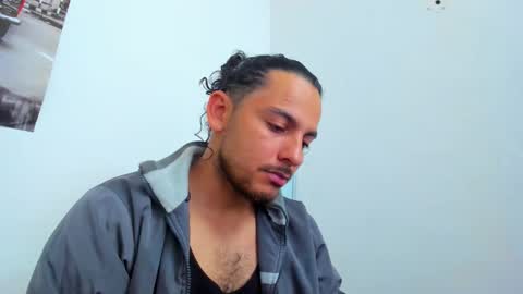 Snapshot of favid95 chatting on 22, 4, 2026 favid95 online show from 22, 4, 2026
