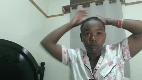 fayrie1 online show from 23, 9, 2025