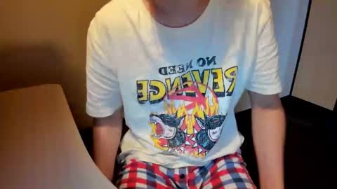 Snapshot of fckmikh chatting on 26, 10, 2025 Michael online show from 26, 10, 2025