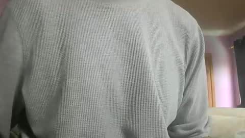 Snapshot of feardubh chatting on 13, 11, 2025 feardubh online show from 13, 11, 2025