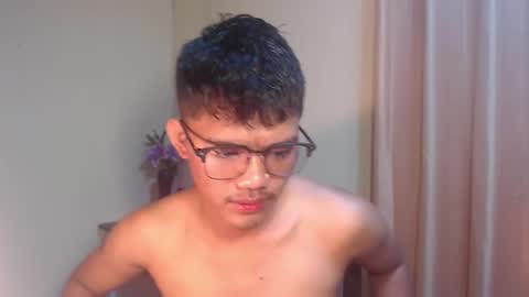 Snapshot of fearless_24 chatting on 5, 10, 2025 Josh online show from 5, 10, 2025