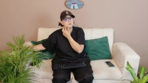 Snapshot of feelina_firesoul chatting on 19, 9, 2025 Feelena online show from 19, 9, 2025