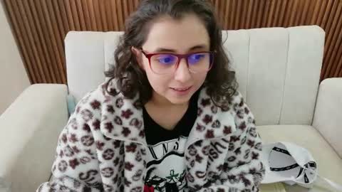 Snapshot of feelina_firesoul chatting on 8, 7, 2026 Feelena online show from 8, 7, 2026