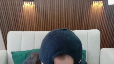 Snapshot of feelina_firesoul chatting on 25, 7, 2026 Feelena online show from 25, 7, 2026