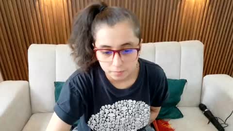 Snapshot of feelina_firesoul chatting on 6, 8, 2026 Feelena online show from 6, 8, 2026