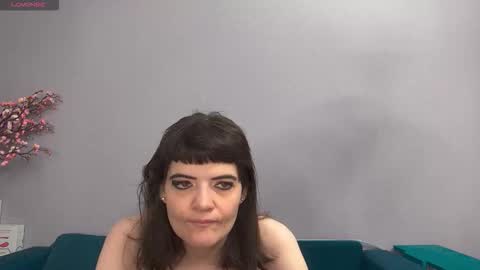 Laura online show from 27, 10, 2025