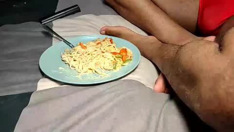 Snapshot of feetofmau chatting on 27, 10, 2025 feetofmau online show from 27, 10, 2025