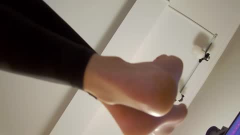 FeetVibe online show from 5, 11, 2025