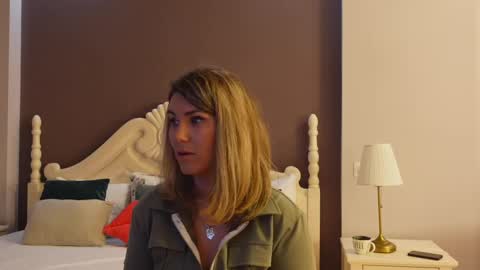 Snapshot of feliciakrige chatting on 28, 2, 2025 FeliciaKrige online show from 28, 2, 2025