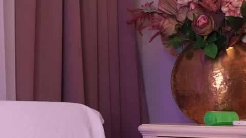 Snapshot of feliciakrige chatting on 11, 9, 2025 FeliciaKrige online show from 11, 9, 2025
