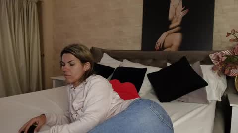 Snapshot of feliciakrige chatting on 19, 5, 2026 FeliciaKrige online show from 19, 5, 2026