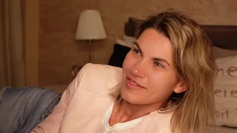 Snapshot of feliciakrige chatting on 1, 6, 2026 FeliciaKrige online show from 1, 6, 2026