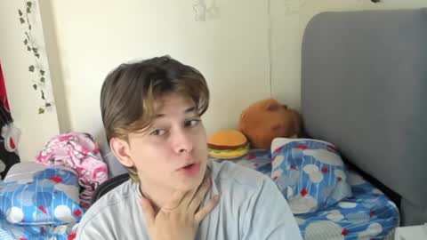 Snapshot of felix_leex chatting on 22, 10, 2025 Felix leex online show from 22, 10, 2025