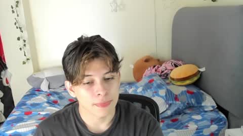 Snapshot of felix_leex chatting on 23, 10, 2025 Felix leex online show from 23, 10, 2025