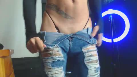 fem666skynny online show from 27, 10, 2025