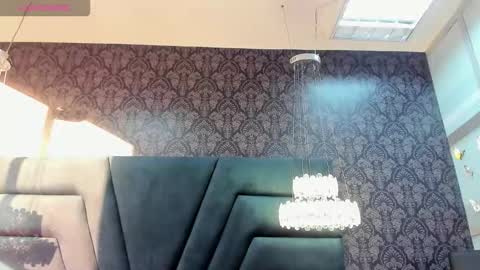 Snapshot of femboy_max chatting on 22, 11, 2025 Femboy Max online show from 22, 11, 2025