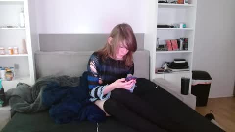 femboyflowers online show from 24, 11, 2025