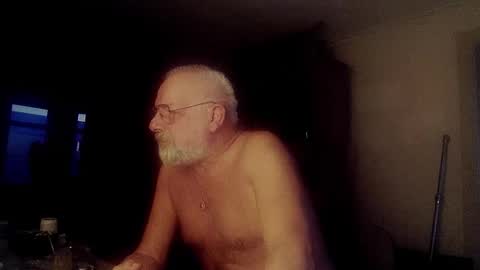 Snapshot of femdom_sub chatting on 6, 1, 2025 femdom_sub online show from 6, 1, 2025