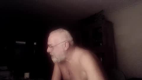 Snapshot of femdom_sub chatting on 16, 1, 2025 femdom_sub online show from 16, 1, 2025