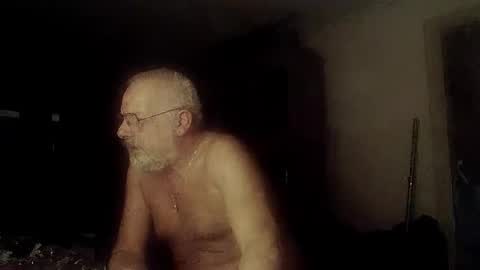 Snapshot of femdom_sub chatting on 2, 2, 2025 femdom_sub online show from 2, 2, 2025