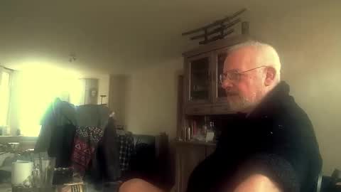 Snapshot of femdom_sub chatting on 28, 2, 2025 femdom_sub online show from 28, 2, 2025