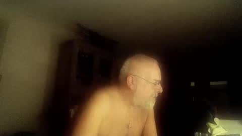 Snapshot of femdom_sub chatting on 18, 9, 2025 femdom_sub online show from 18, 9, 2025