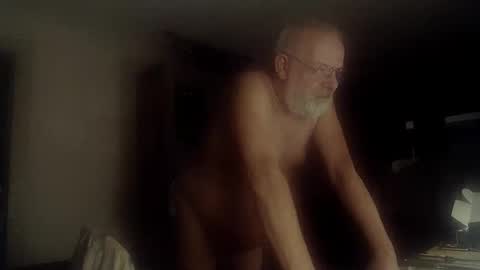 Snapshot of femdom_sub chatting on 28, 9, 2025 femdom_sub online show from 28, 9, 2025