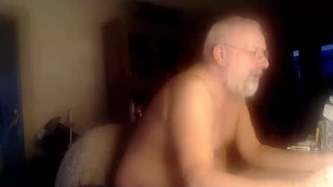 Snapshot of femdom_sub chatting on 23, 10, 2025 femdom_sub online show from 23, 10, 2025