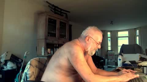 Snapshot of femdom_sub chatting on 29, 11, 2025 femdom_sub online show from 29, 11, 2025