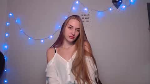 Femke online show from 8, 12, 2024