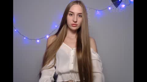 Femke online show from 8, 12, 2024