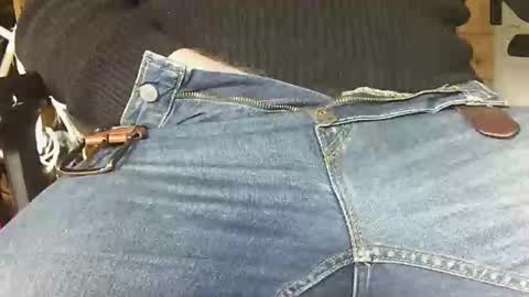 fenderjaguar667 online show from 11, 3, 2025