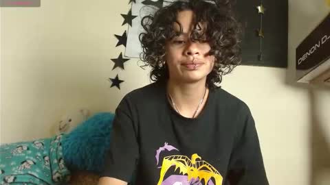 Snapshot of fenixmfx chatting on 28, 11, 2025 Fenix online show from 28, 11, 2025