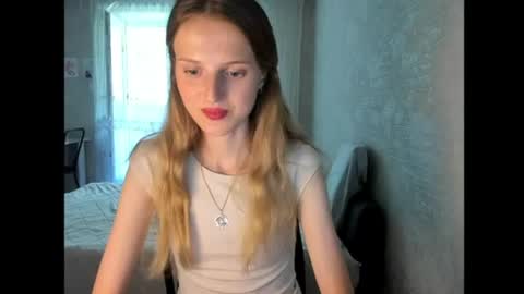Snapshot of feralberry_dina chatting on 4, 7, 2026 Dana online show from 4, 7, 2026