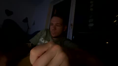 ferdl1988_1 online show from 30, 12, 2024