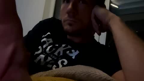 ferdl1988_1 online show from 5, 10, 2025