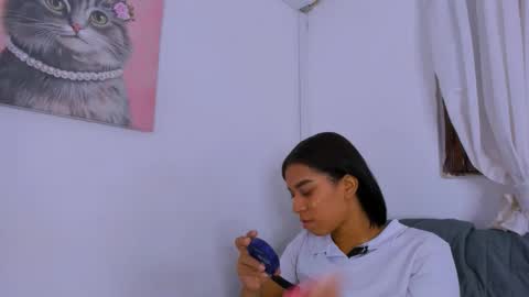 Fernanda online show from 4, 10, 2025