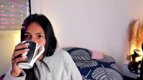 fernanda_liie_ online show from 25, 3, 2026