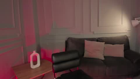 Snapshot of fernandax1_ chatting on 24, 2, 2025 FER online show from 24, 2, 2025