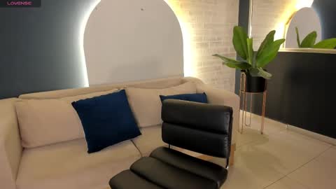 Snapshot of fernandax1_ chatting on 11, 3, 2025 FER online show from 11, 3, 2025