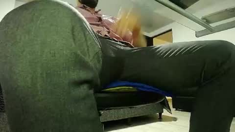 Samuel online show from 1, 1, 2025