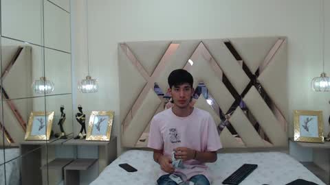 FER PHOENIX online show from 8, 2, 2025