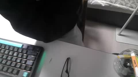 Snapshot of festival1129 chatting on 1, 12, 2025 festival1129 online show from 1, 12, 2025