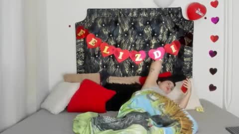 Fetishgirlsxxx online show from 17, 2, 2026