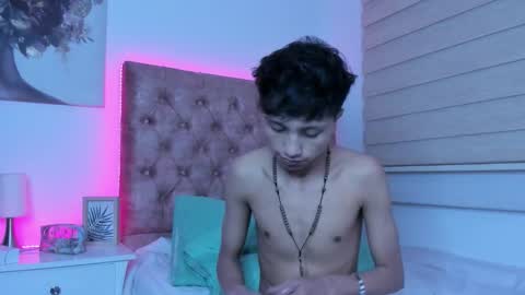 Fevice FabinLm online show from 4, 2, 2026