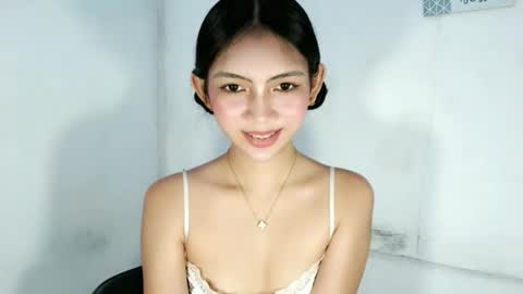 feyaaa online show from 6, 4, 2026