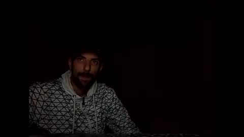 Raised in 90s online show from 25, 10, 2025