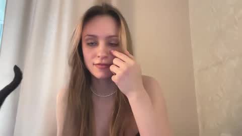 Lisa online show from 26, 2, 2025