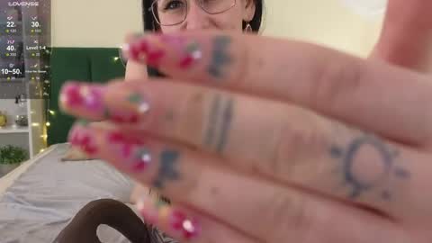 Bonnie online show from 9, 4, 2026