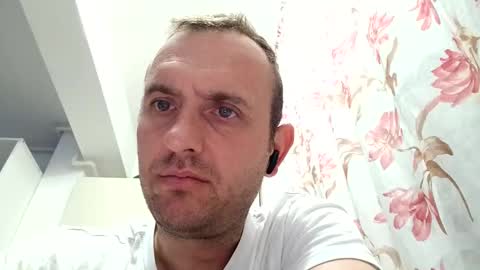 Snapshot of figonik chatting on 31, 10, 2025 Nick online show from 31, 10, 2025